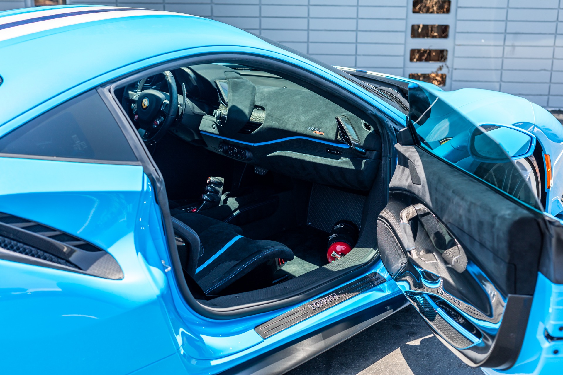 2020 Ferrari 488 Pista, 9/17