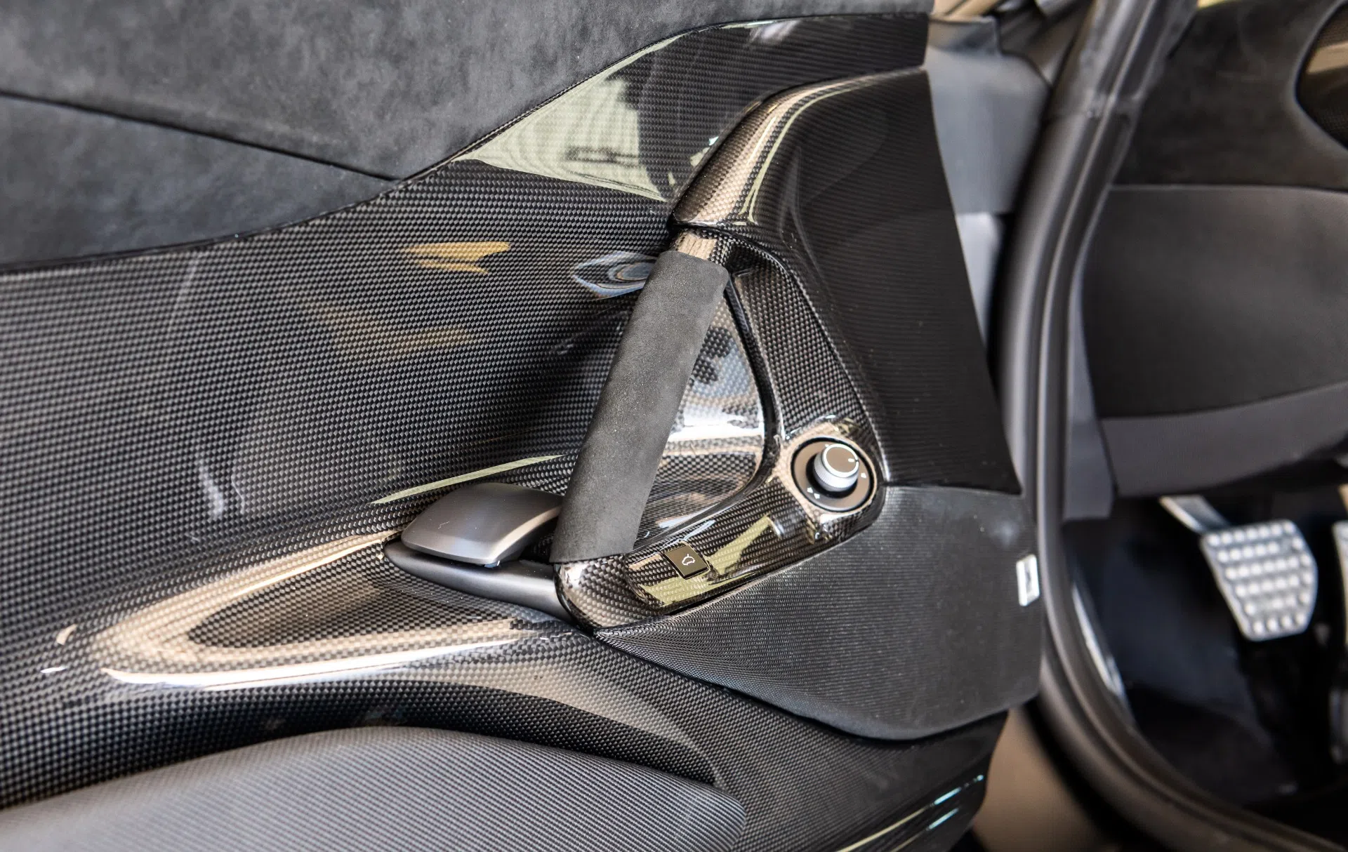 2022 Ferrari 812 Competizione for sale, photo 12 of 19