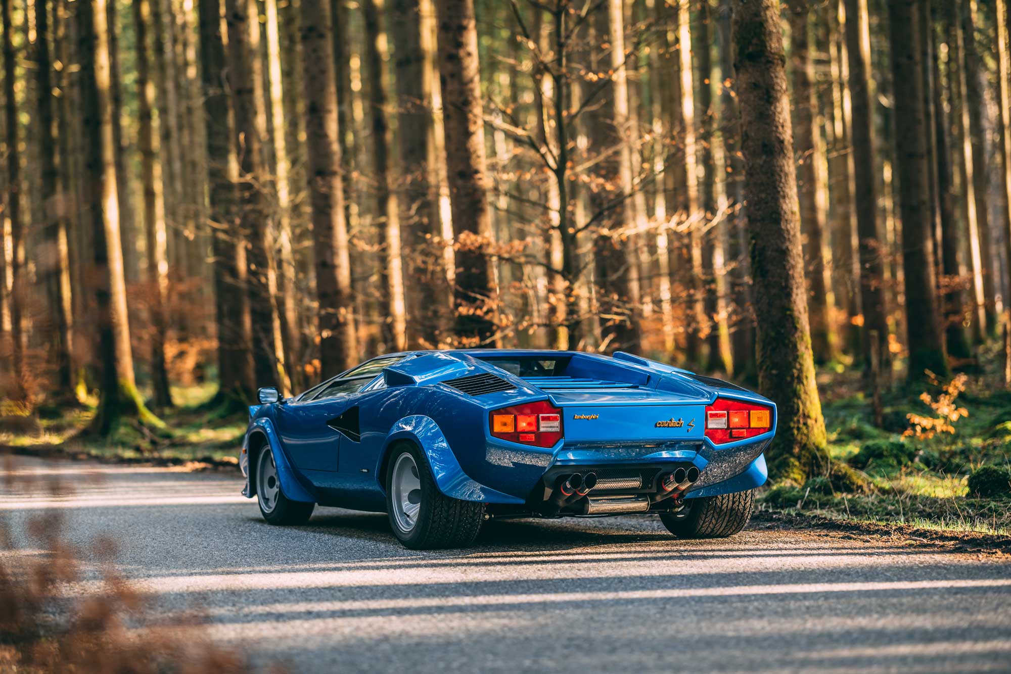 1982 Lamborghini Countach LP400 S Series II, 4/6
