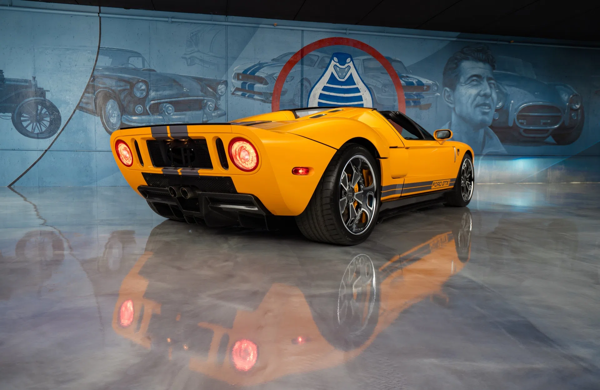 2005 Ford GTX1 for sale, exterior, Valencia Yellow
