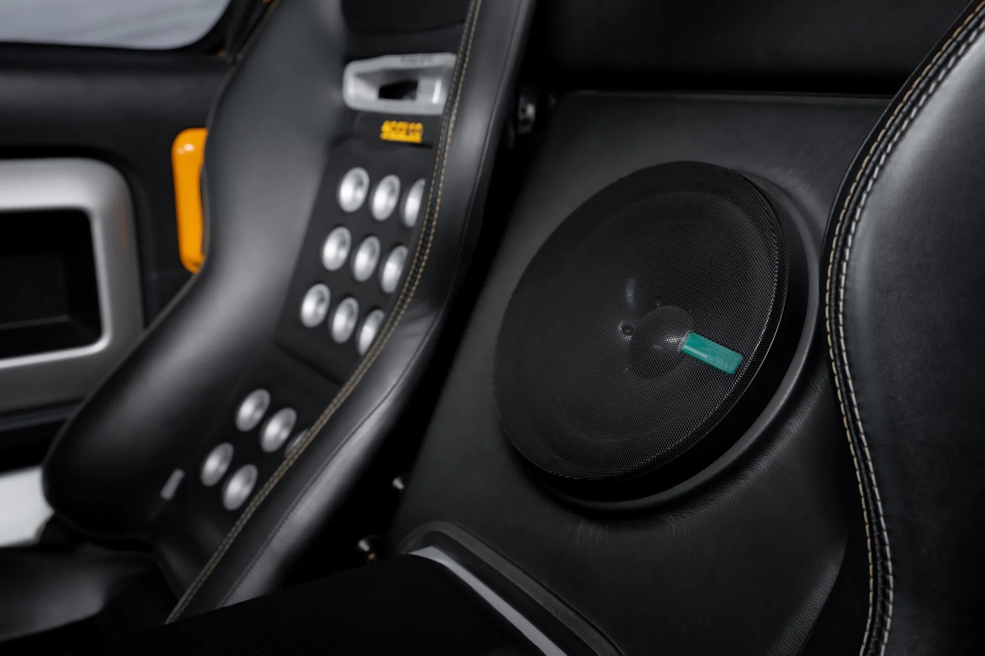 2005 Ford GTX1 interior, center console, Ebony Black Leather