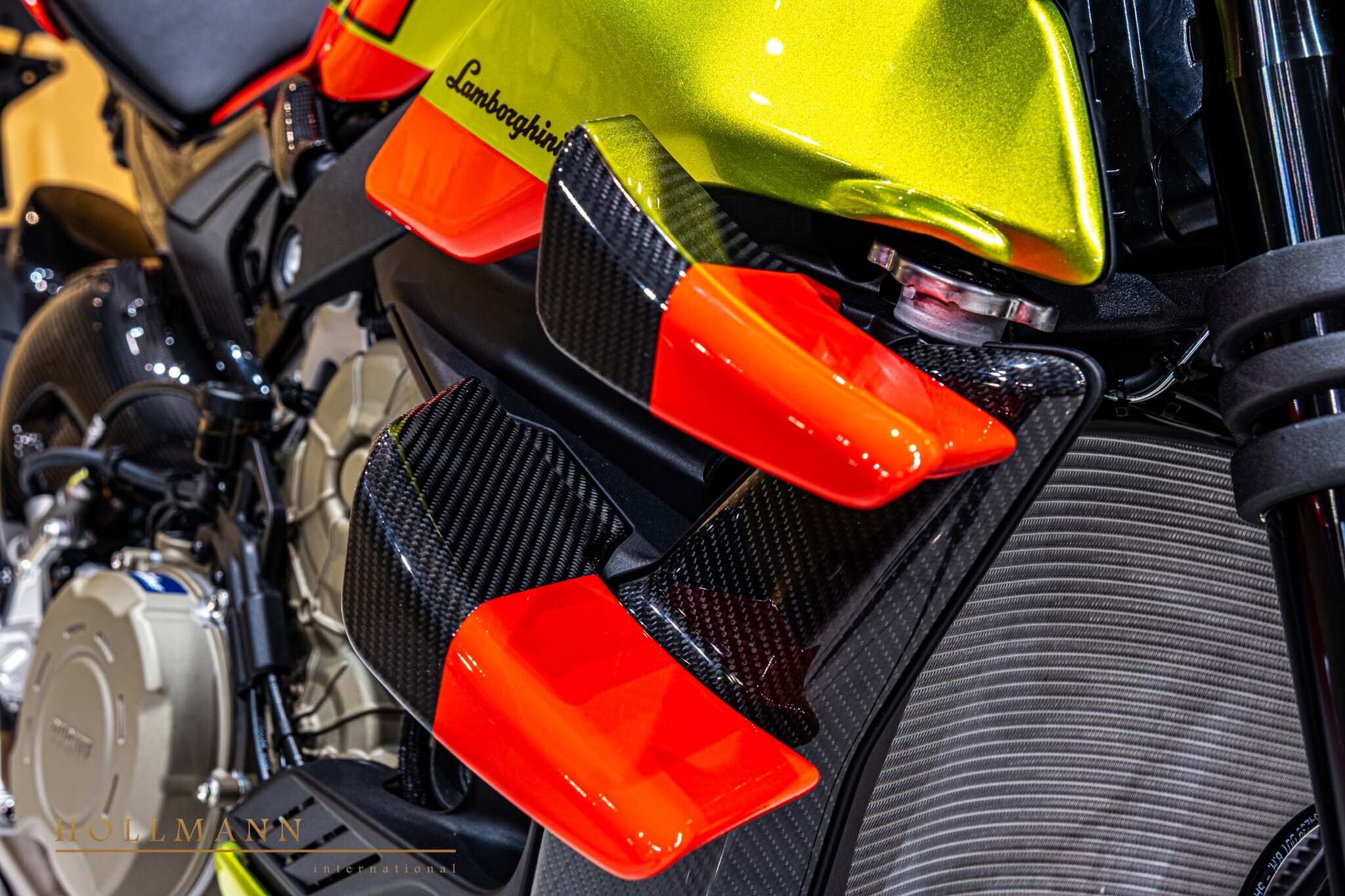 2023 Ducati Streetfighter V4 Lamborghini, 11/17