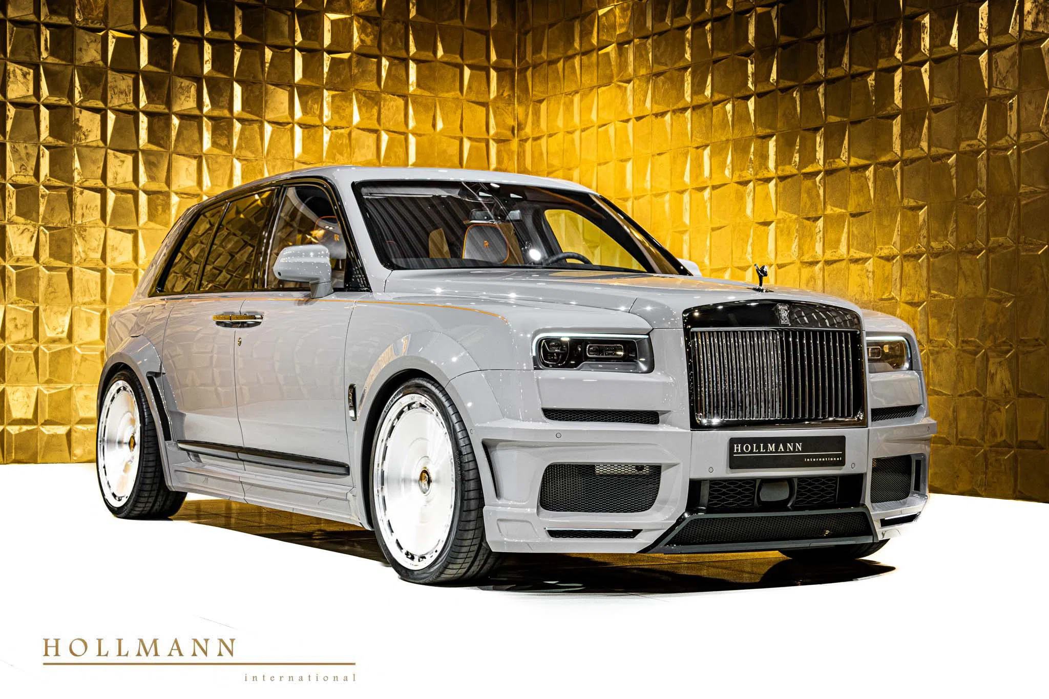 2023 Rolls-Royce Cullinan Black Badge by NOVITEC