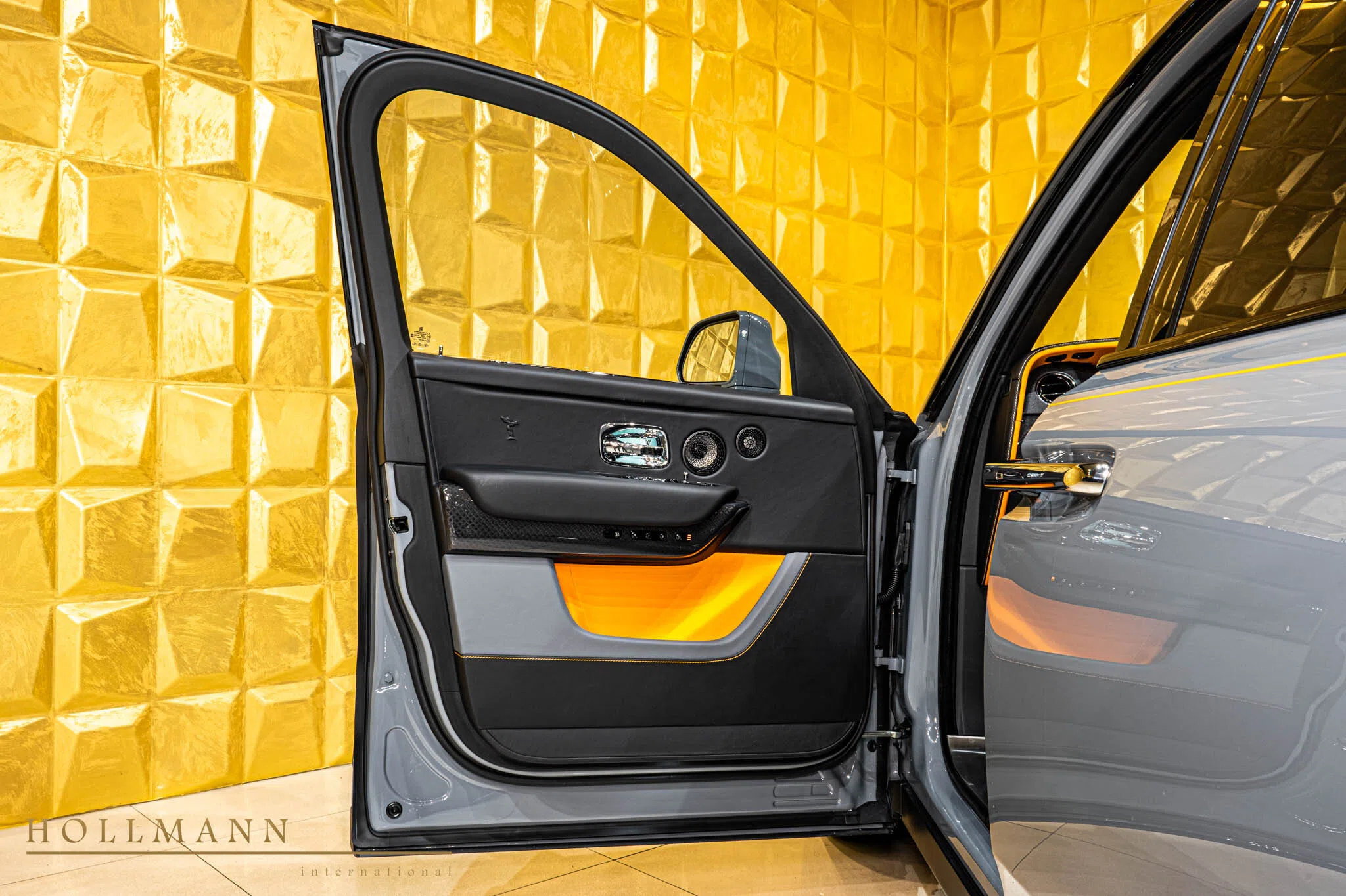 2023 Rolls-Royce Cullinan Black Badge by NOVITEC interior, door panel