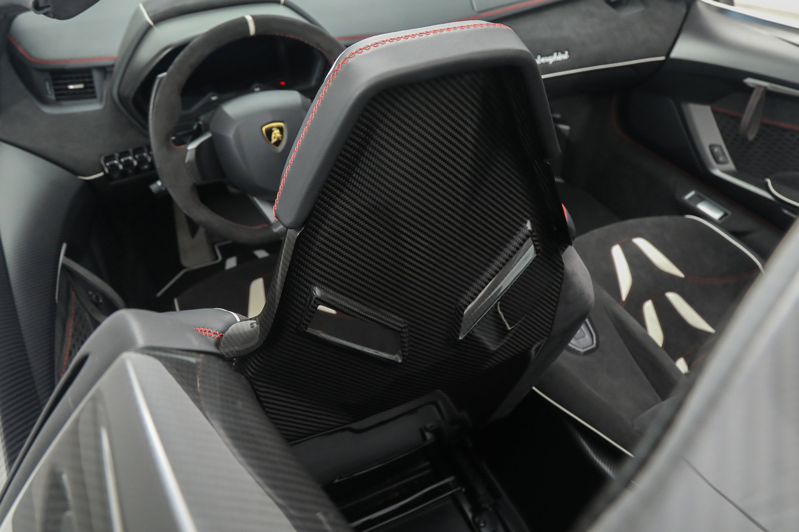 2017 LAMBORGHINI CENTENARIO ROADSTER, 5/23
