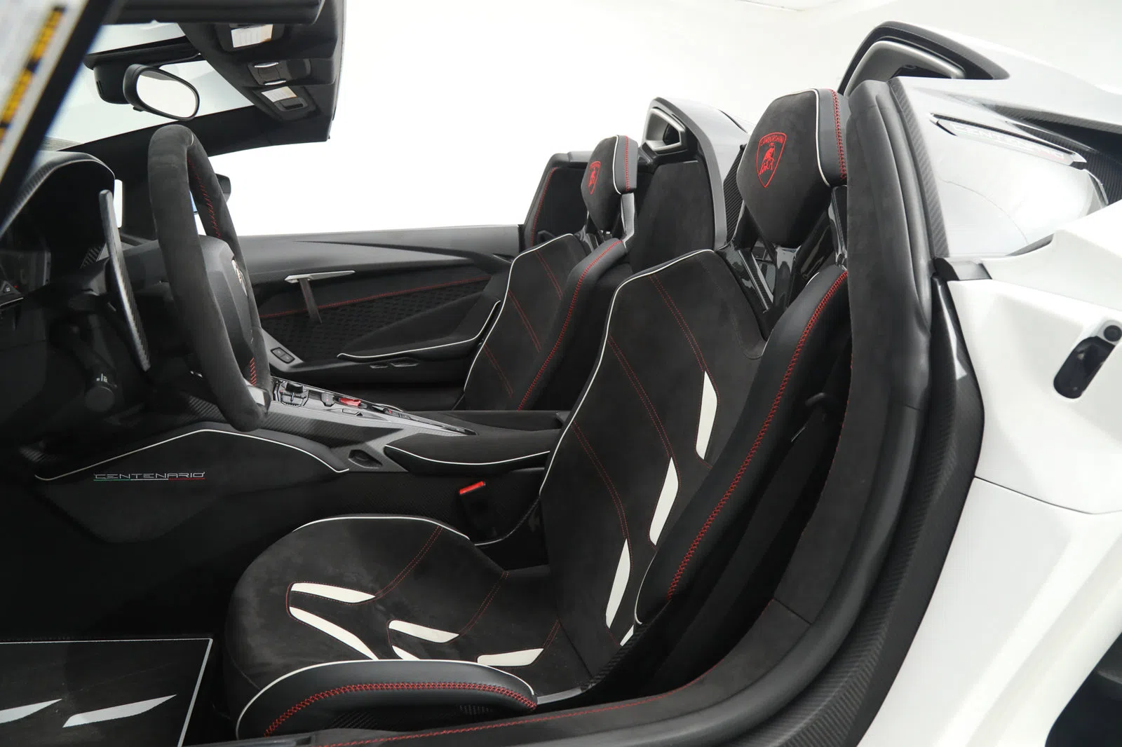 2017 Lamborghini Centenario Roadster interior, seats