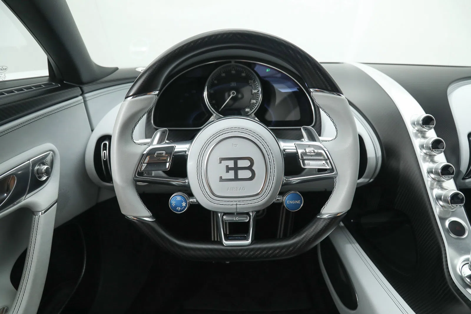 2019 Bugatti Chiron interior