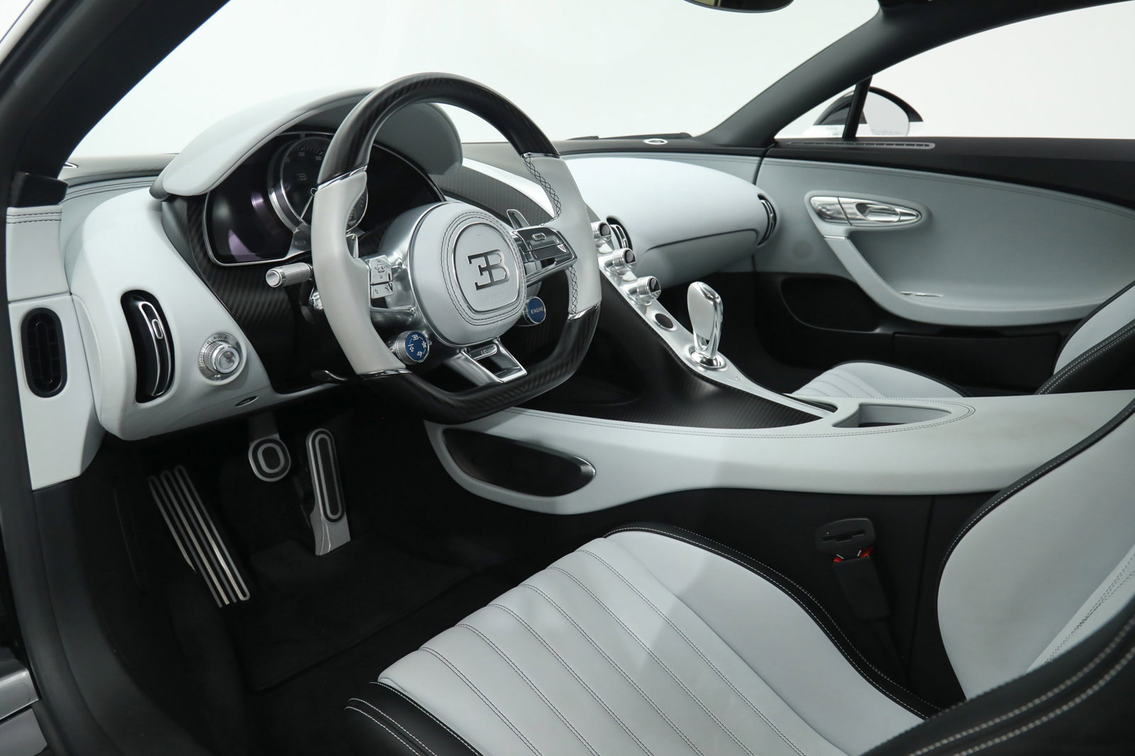 2019 BUGATTI CHIRON, 4/26
