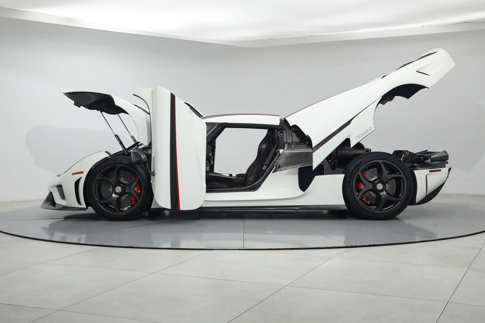 2019 KOENIGSEGG REGERA, 7/25