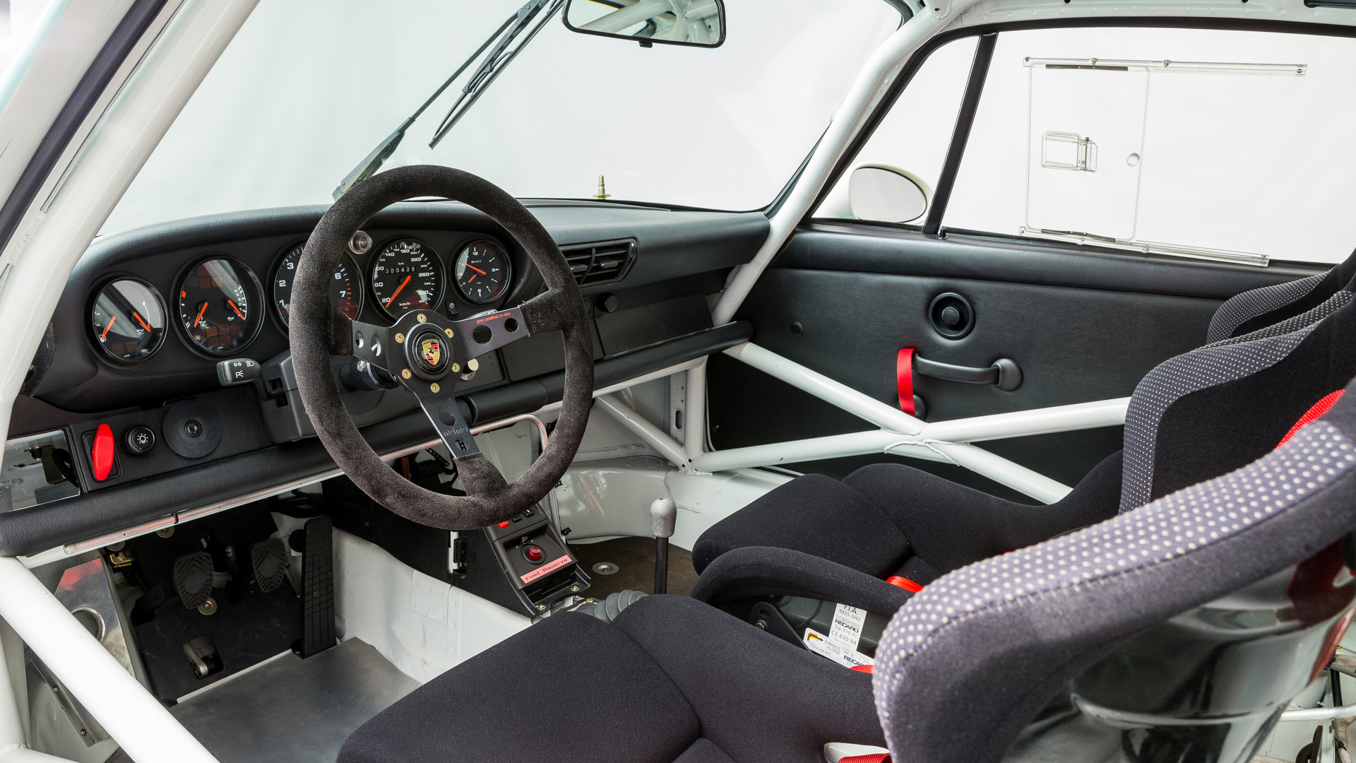 1995 Porsche 911 (993) GT2 EVO "Harlekin", 4/23