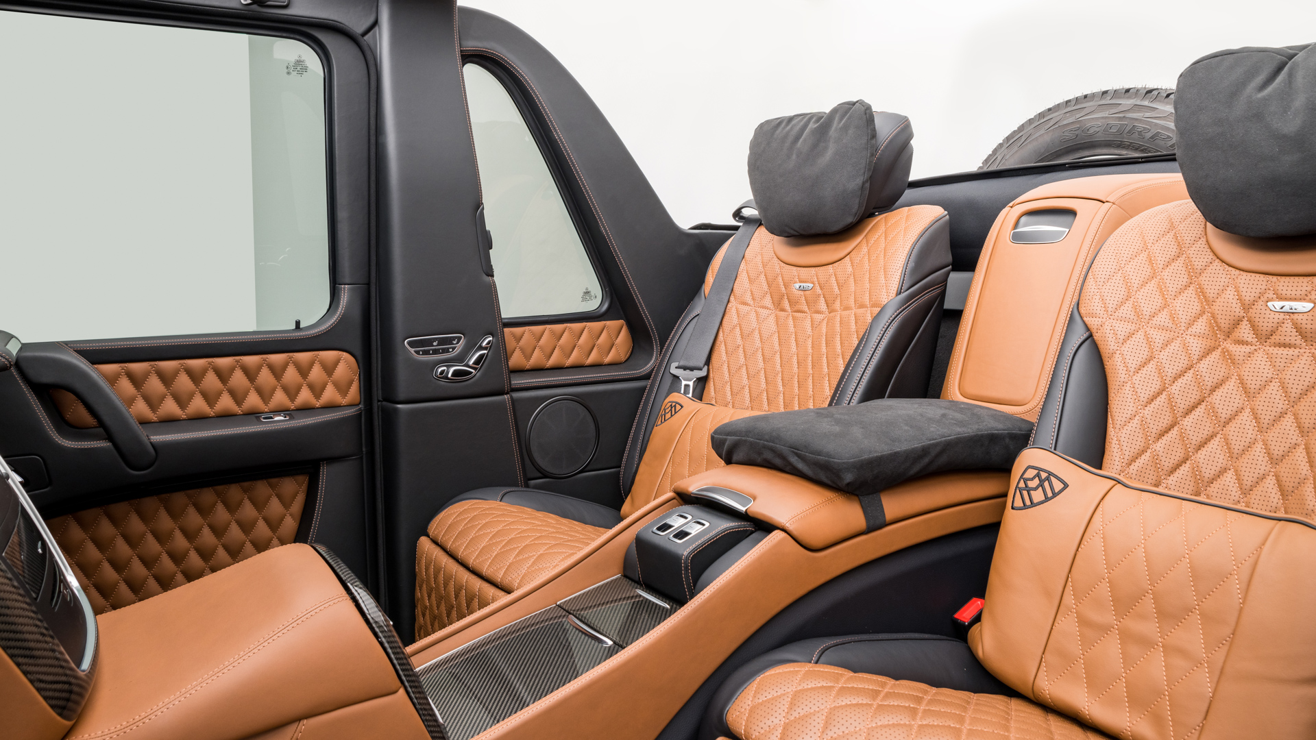 2018 Mercedes-Maybach G650 Landaulet, 11/22