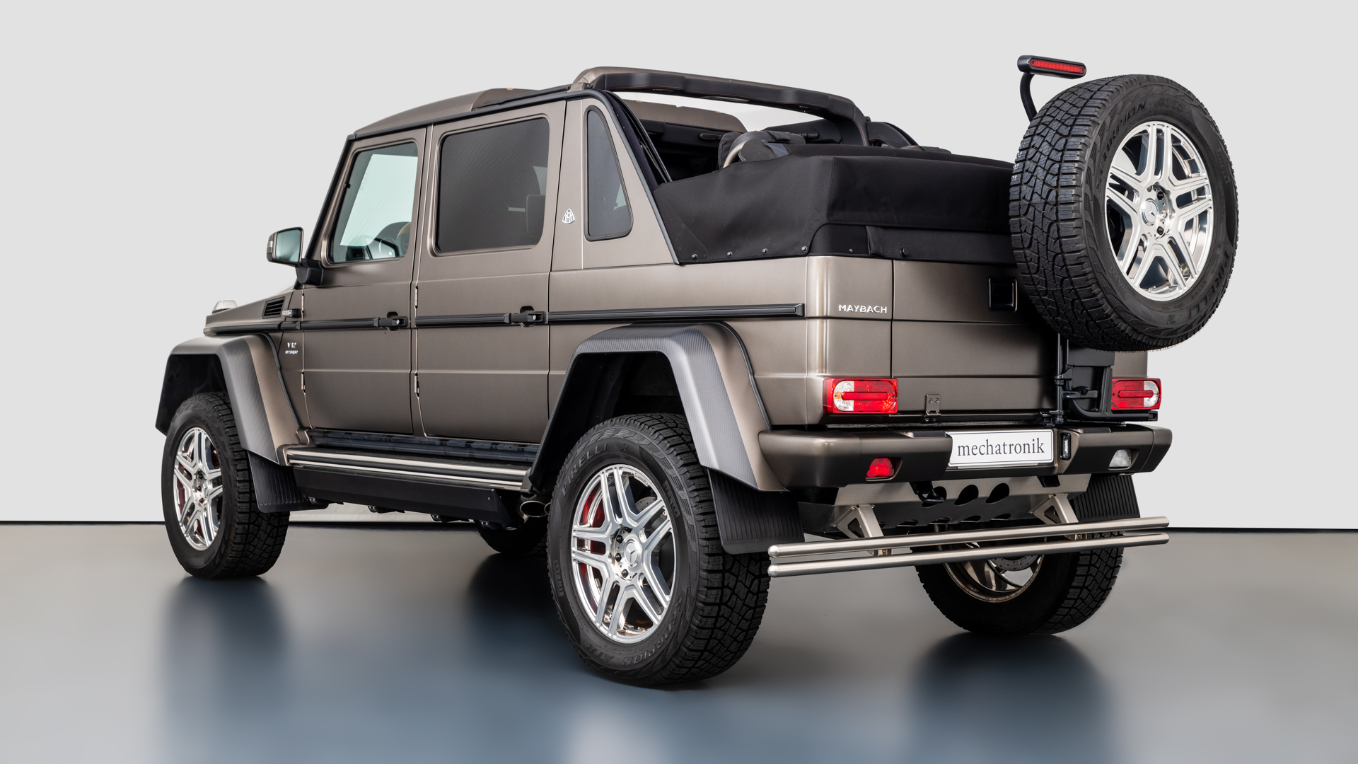 2018 Mercedes-Maybach G650 Landaulet, 18/22