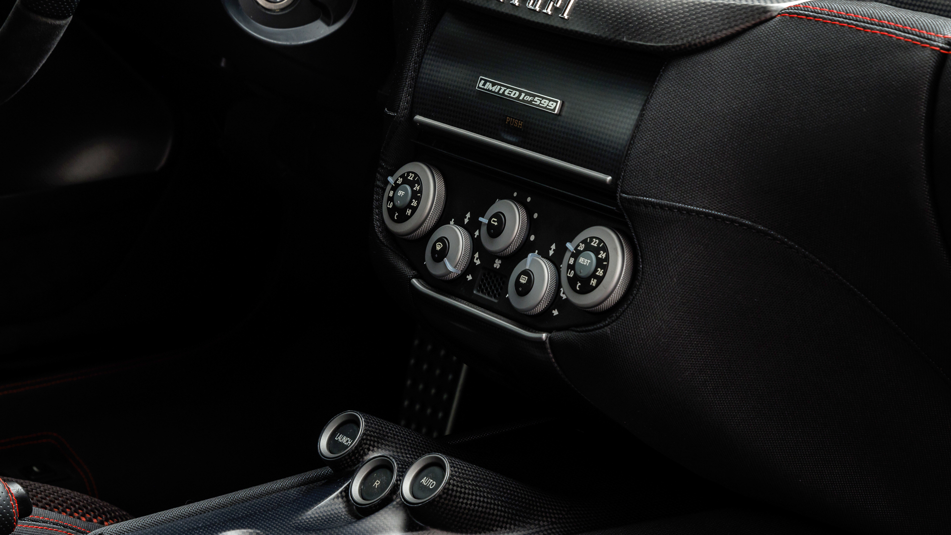 2010 Ferrari 599 GTO, 24/27