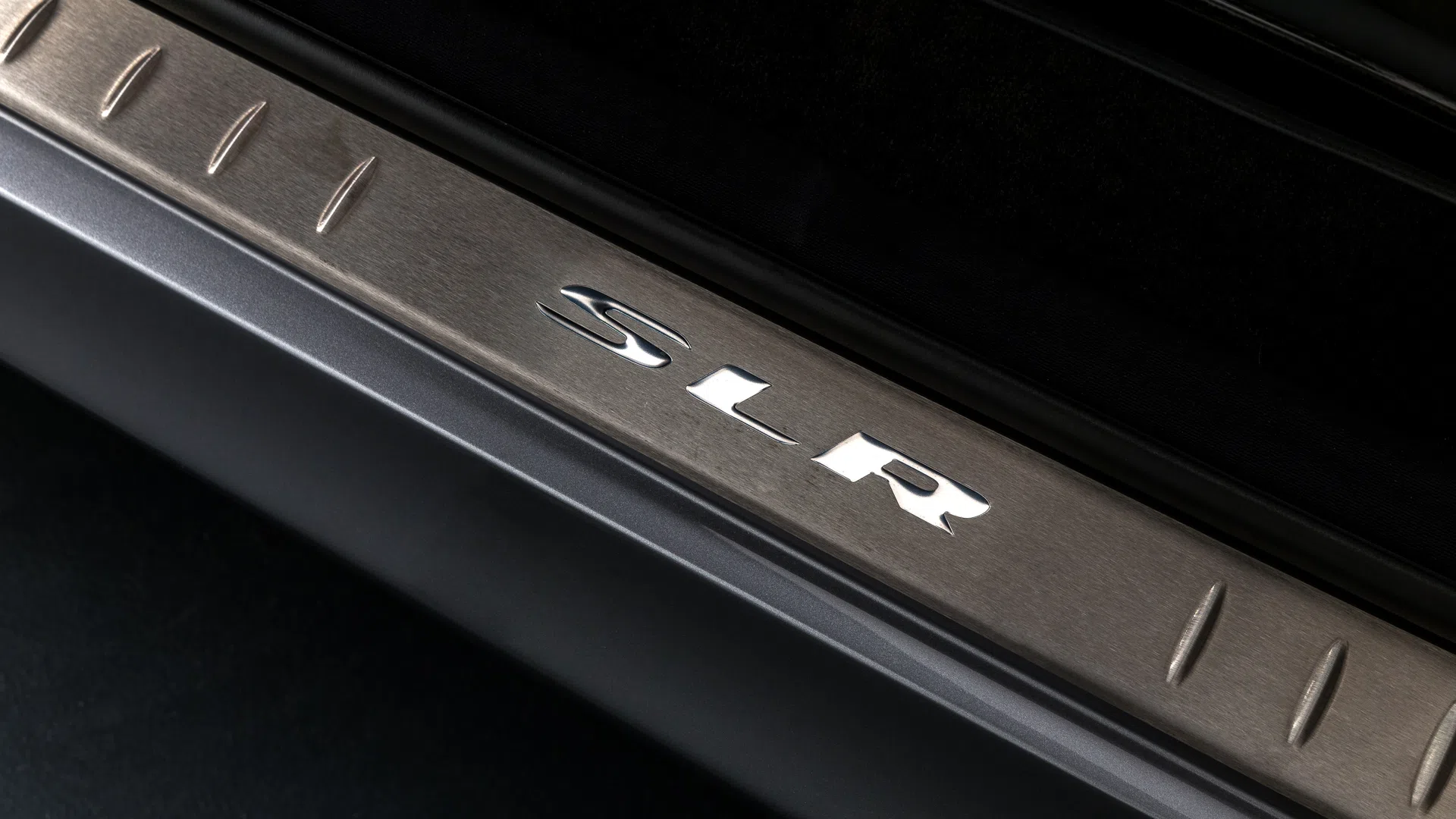 2009 Mercedes-Benz SLR McLaren Edition 722S Roadster interior, door sill, Leather exclusive black