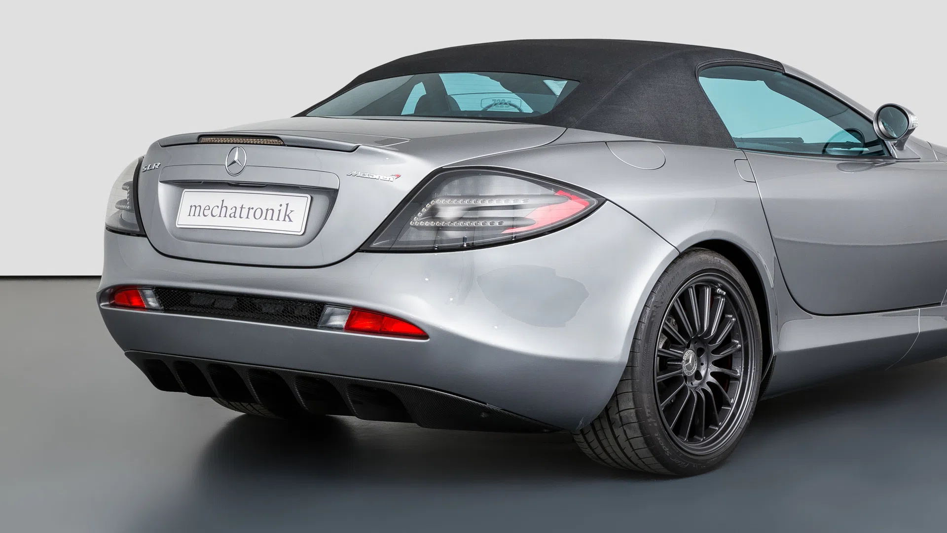 2009 Mercedes-Benz SLR McLaren Edition 722S Roadster for sale, exterior, Crystal Antimongrey metallic