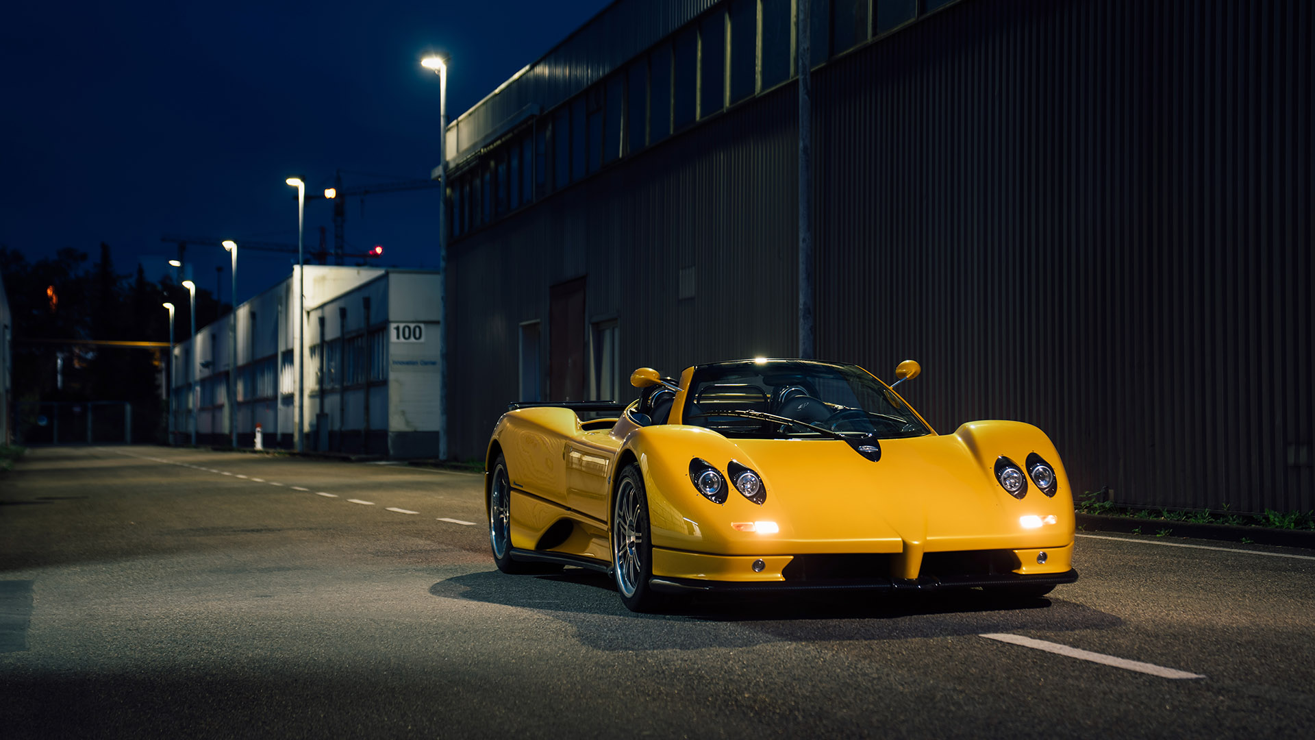 2004 Pagani Zonda S, 22/25