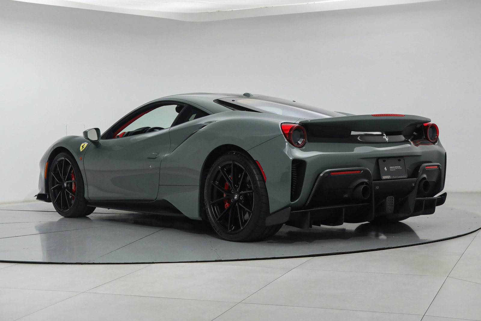 2019 Ferrari 488 Pista, 7/20
