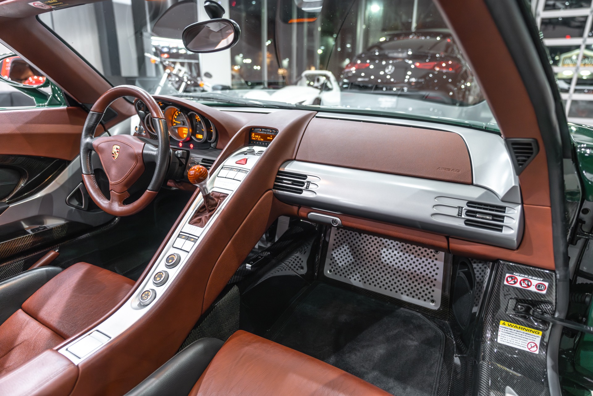2005 Porsche Carrera GT, 5/27