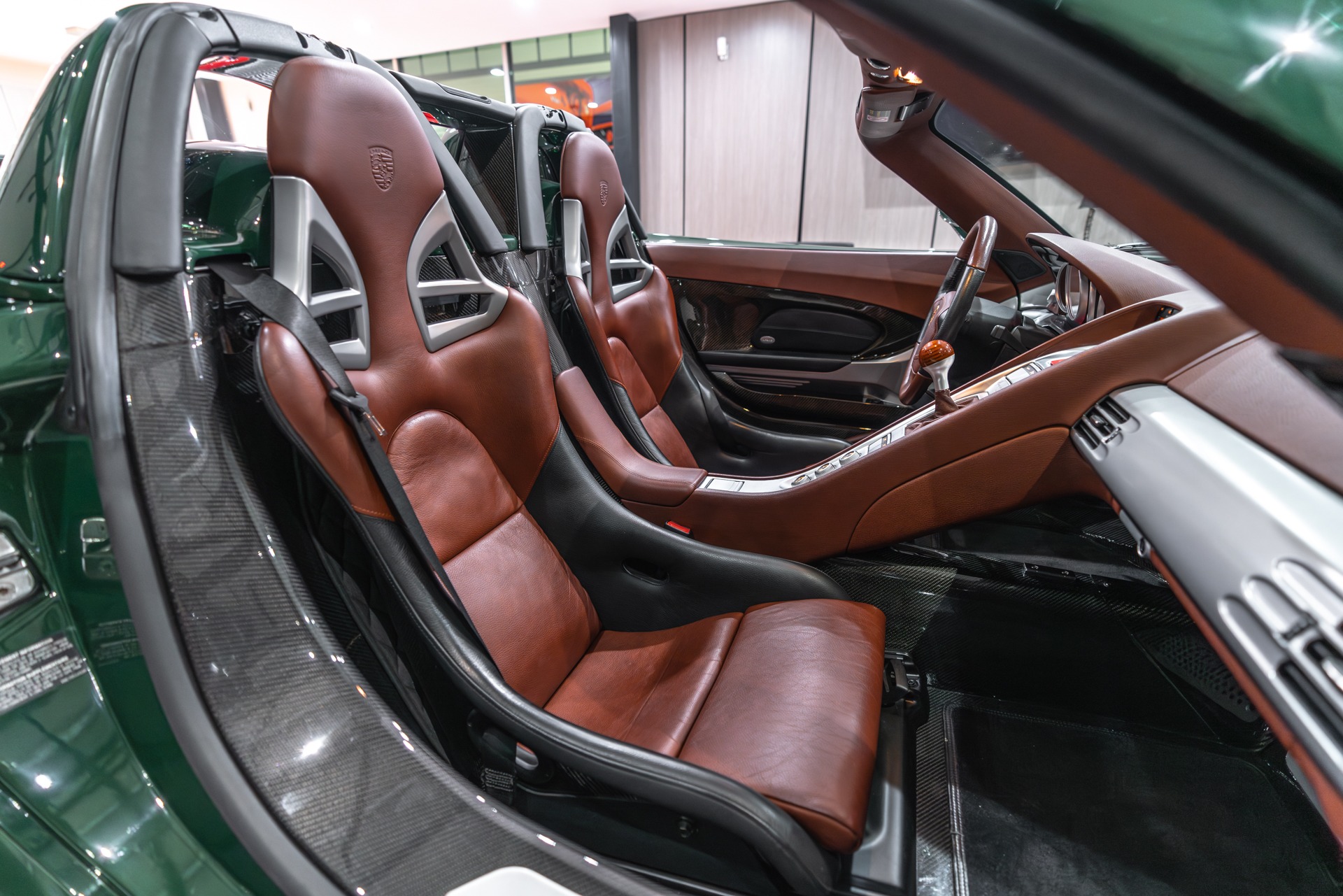2005 Porsche Carrera GT, 8/27