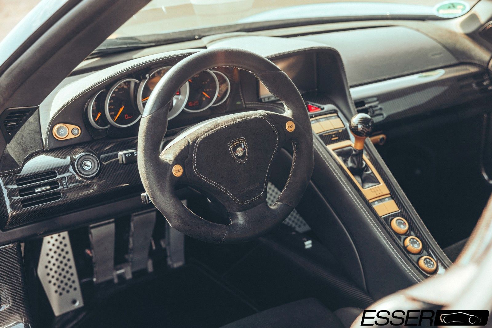 2004 PORSCHE CARRERA GT : GEMBALLA MIRAGE GT 'GOLD EDITION', 6/12