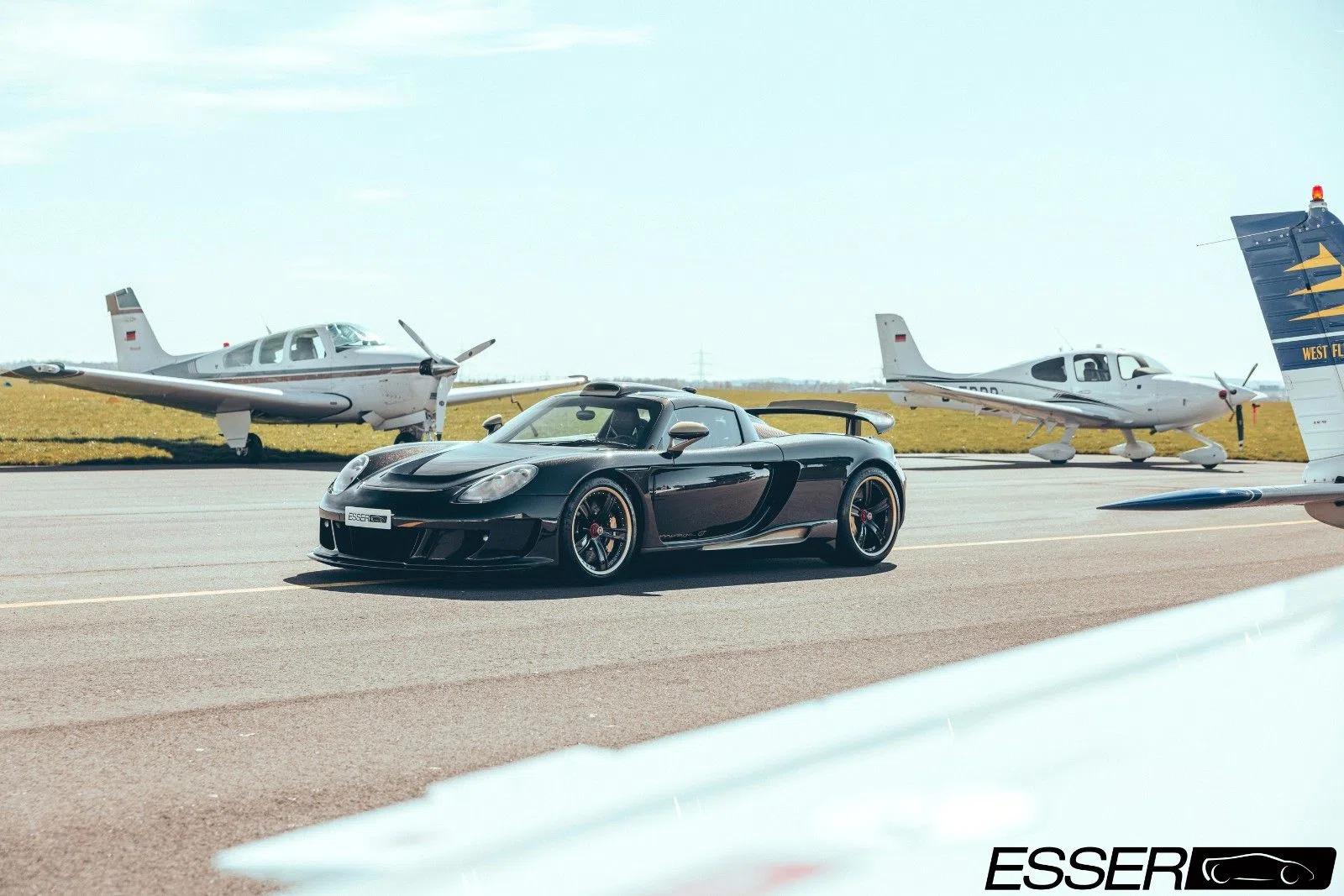 2004 Porsche Carrera GT : Gemballa Mirage GT 'Gold Edition' for sale, exterior
