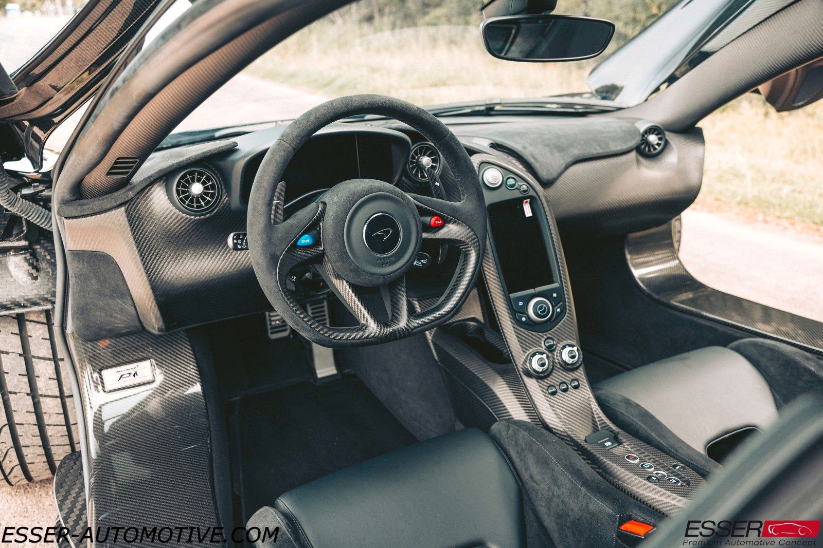2016 McLaren P1, 22/24
