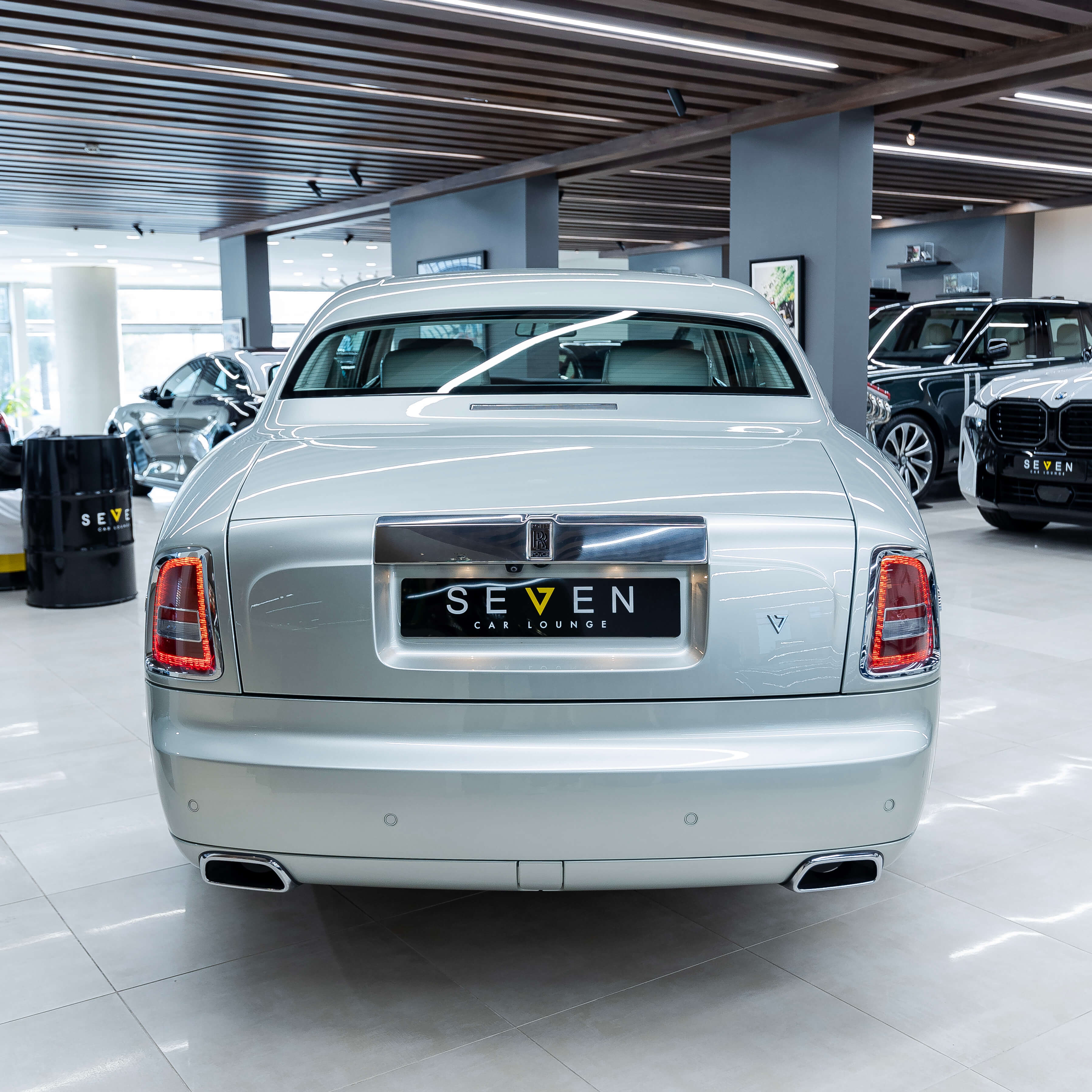 Rolls-Royce Phantom Coupe Pearl Collection One of One, 4/12