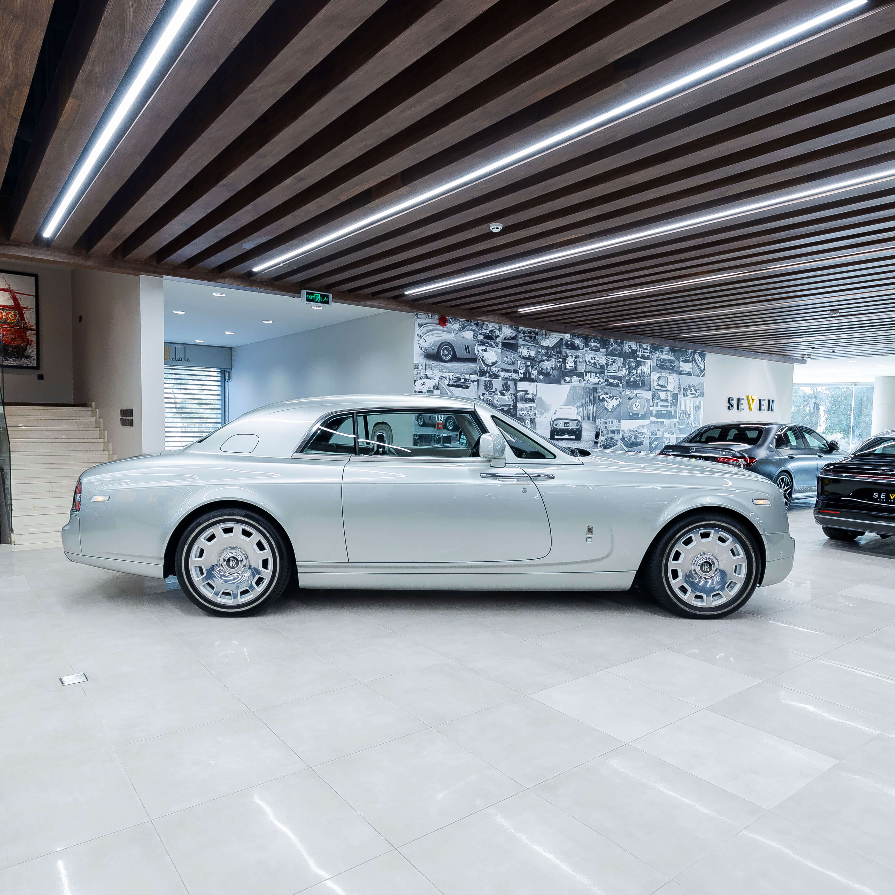 Rolls-Royce Phantom Coupe Pearl Collection One of One, 6/12