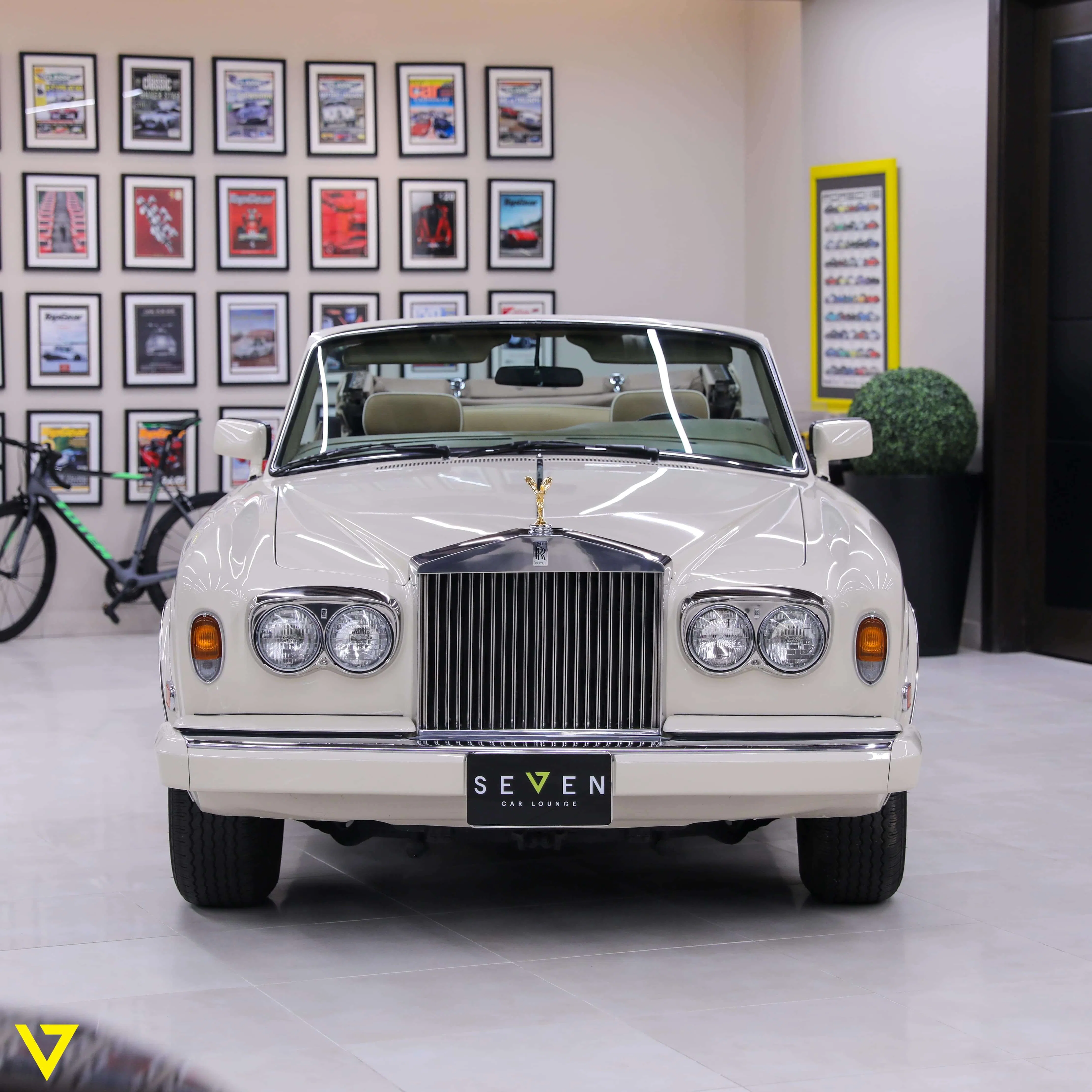 1987 Rolls-Royce Corniche II for sale, exterior