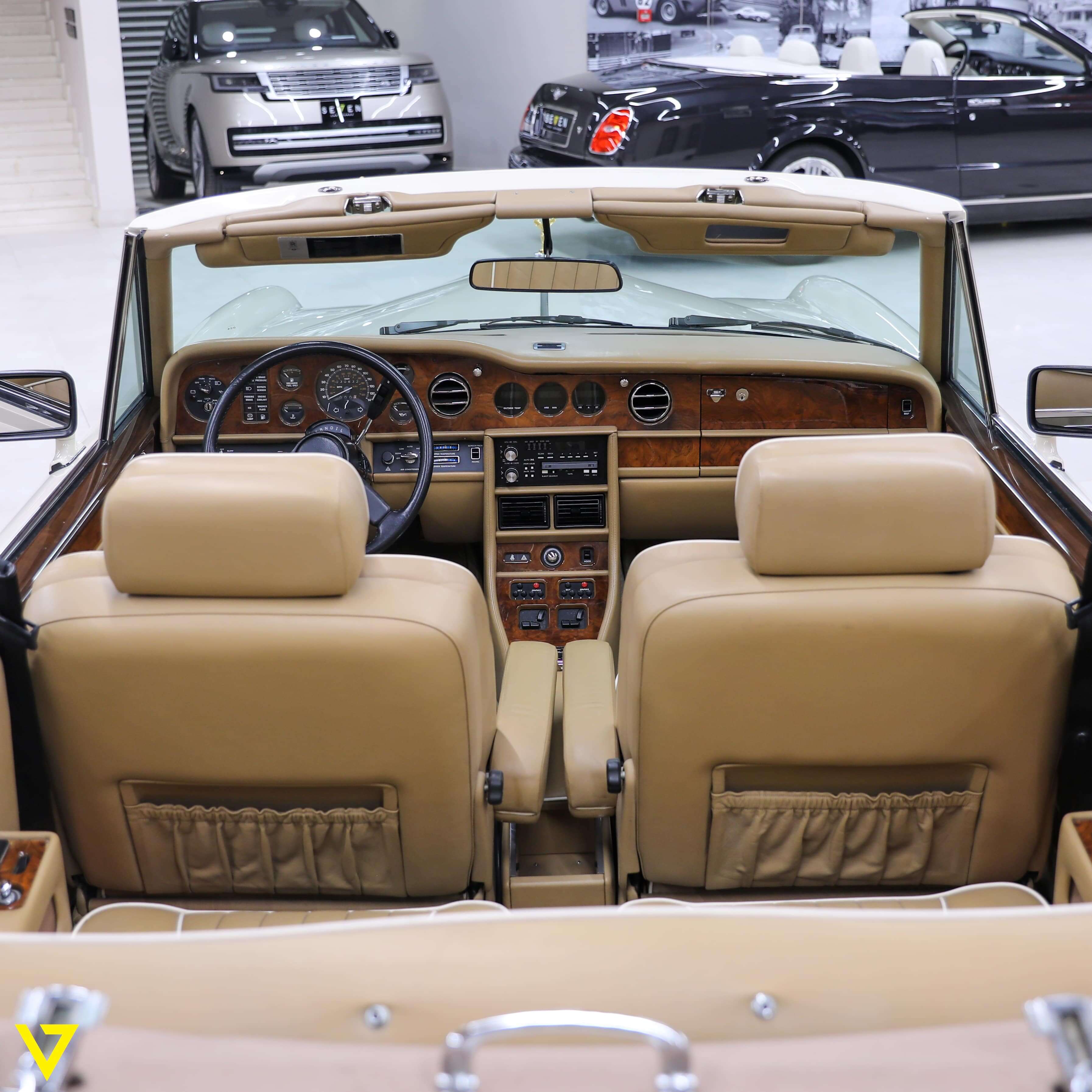 1987 Rolls-Royce Corniche II, 13/17