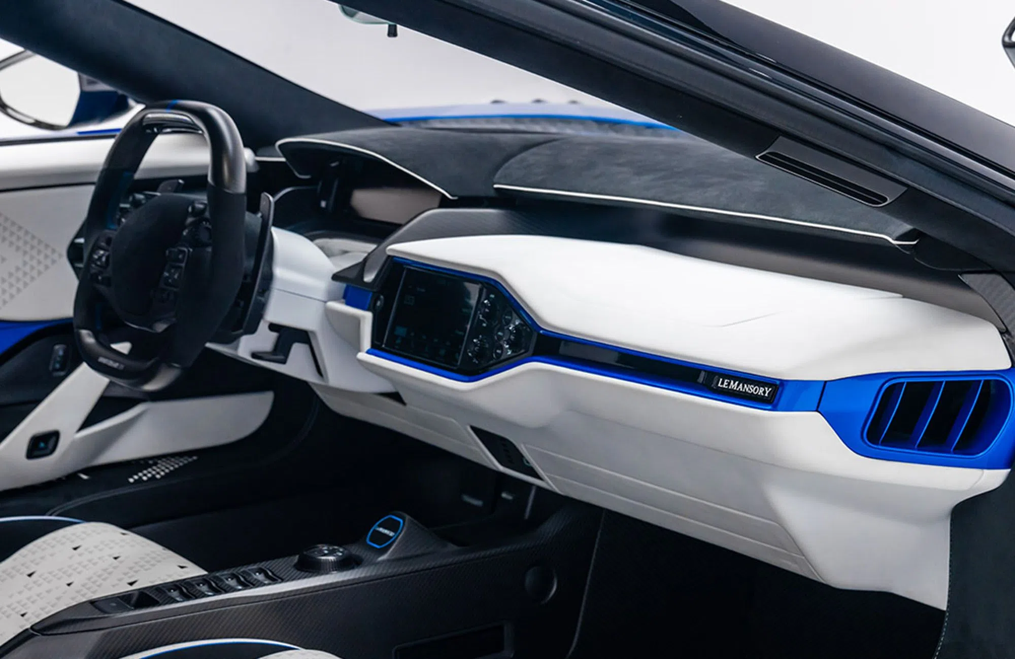 2018 Mansory Ford GT Le Mansory interior, dashboard
