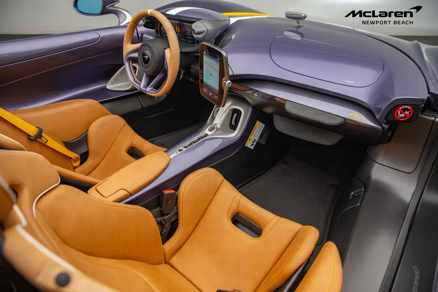 2021 McLaren Elva interior
