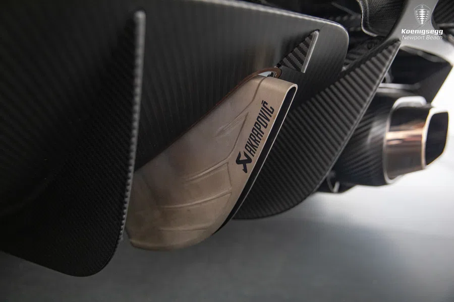 2019 Koenigsegg Regera interior