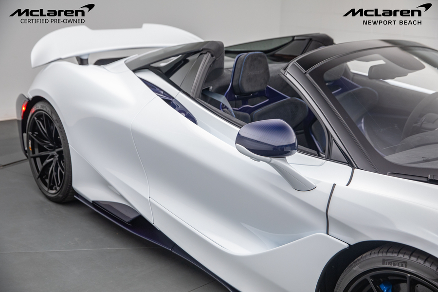 2022 McLaren 765LT, 3/20