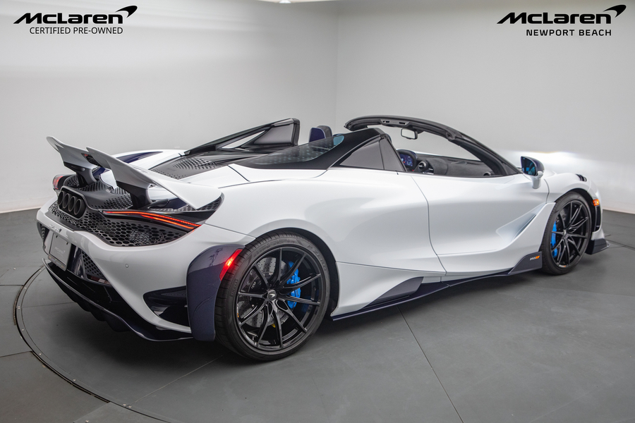 2022 McLaren 765LT, 14/20