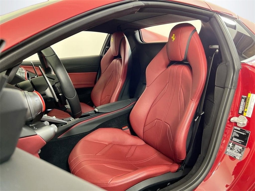 2022 Ferrari 812 GTS, 4/8