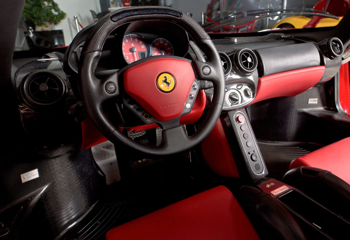 2004 Ferrari Enzo interior