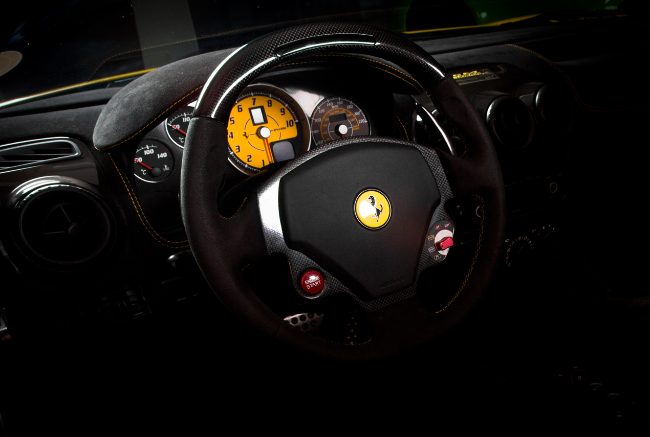 2009 Ferrari Scuderia Spider 16M, 30/32