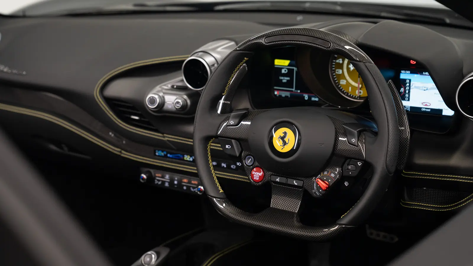 2022 Ferrari F8 Spider, 15/19