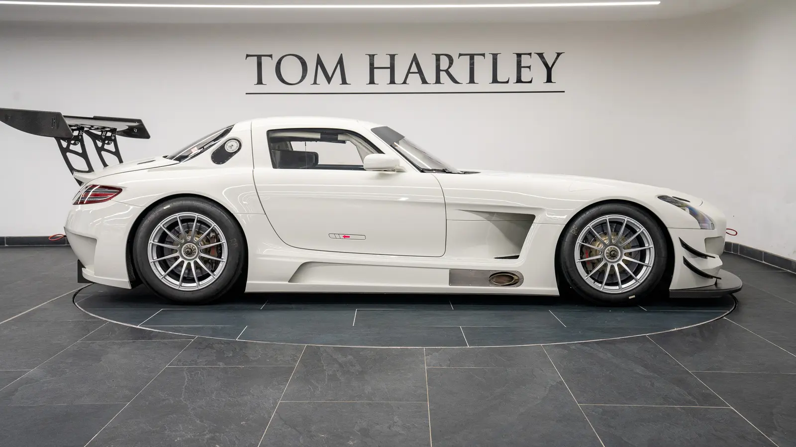 2011 Mercedes-Benz SLS AMG GT3, 8/27