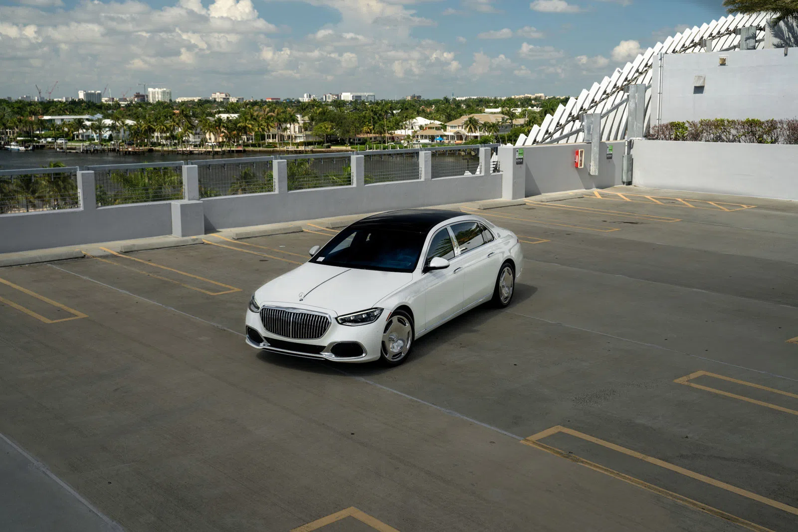 Mercedes-Maybach S 580 4Matic for sale, front three-quarter view