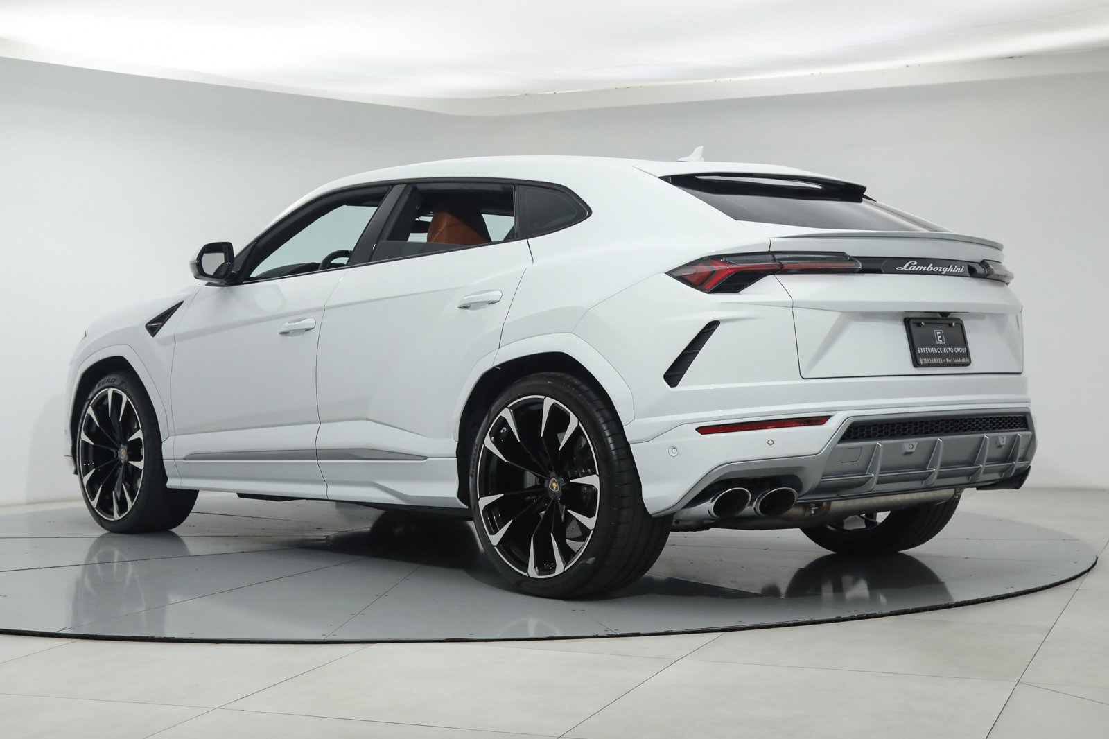 2020 Lamborghini Urus, 3/20