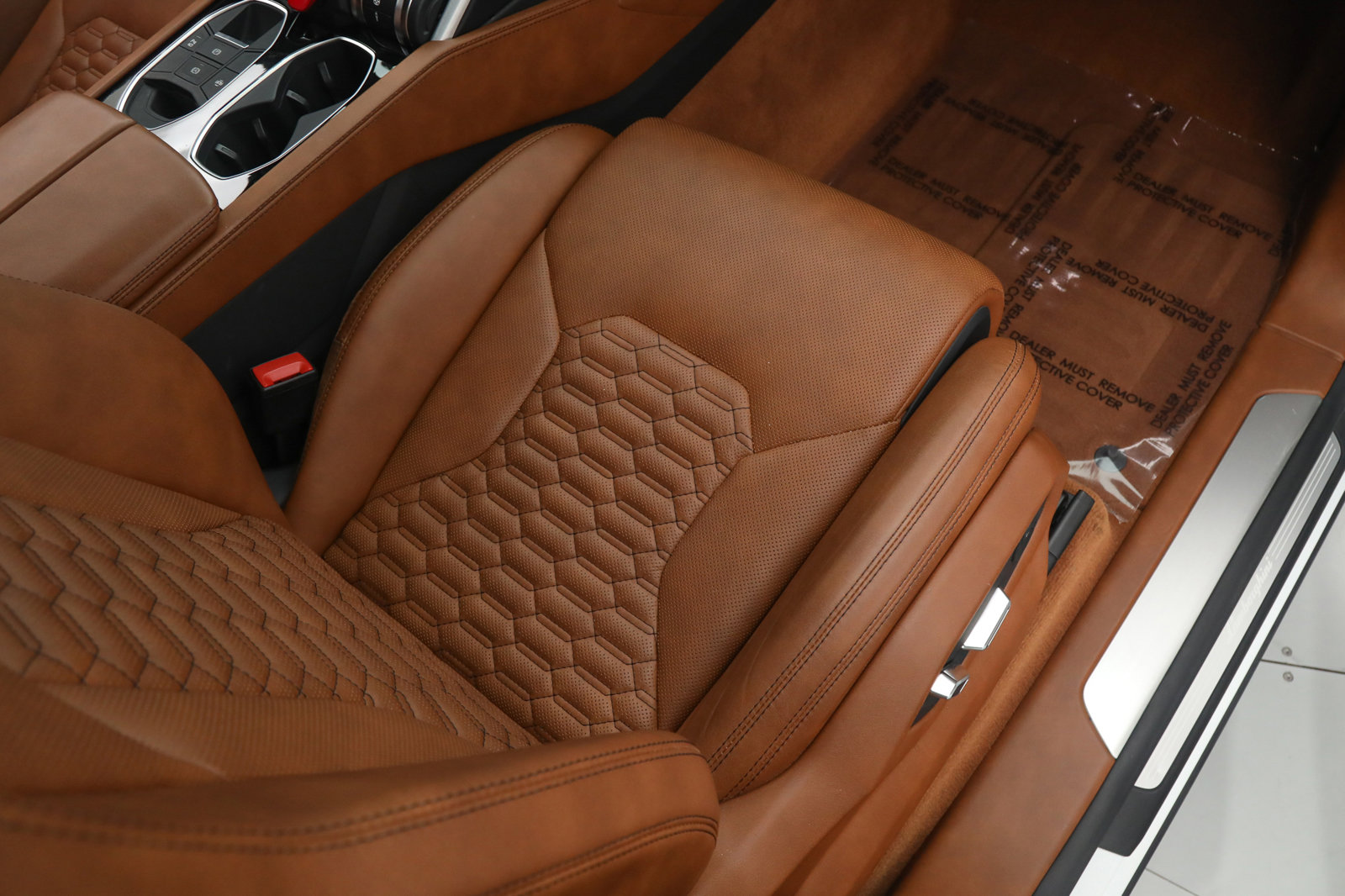 2020 Lamborghini Urus, 12/20