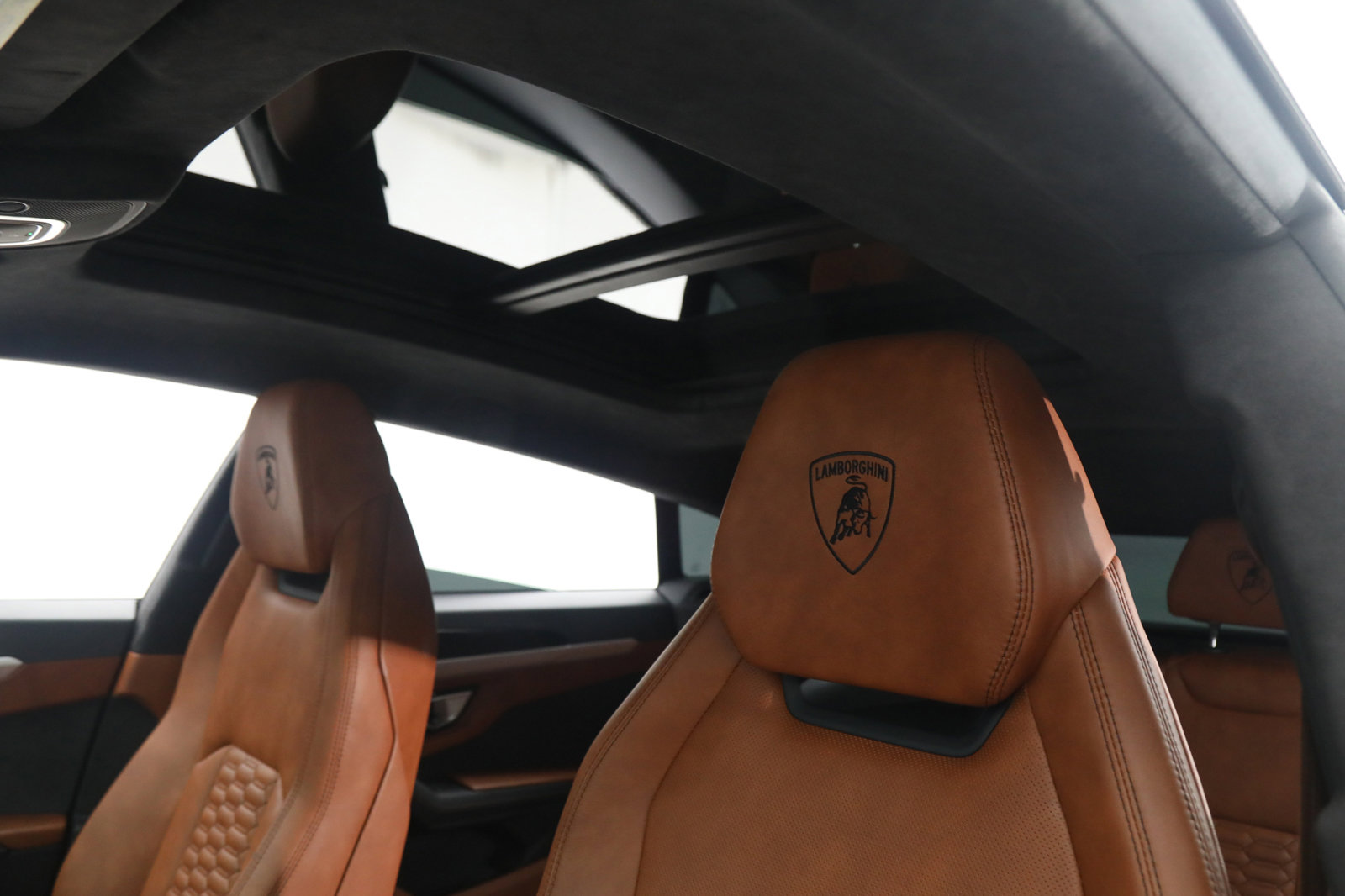 2020 Lamborghini Urus, 16/20