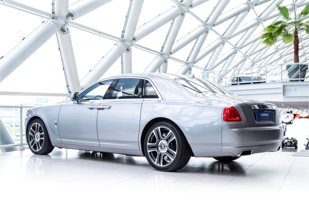 2015 Rolls-Royce Ghost, 2/20