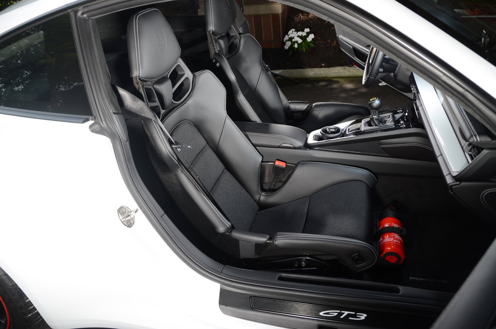 2022 Porsche 911 GT3 Touring, 17/18