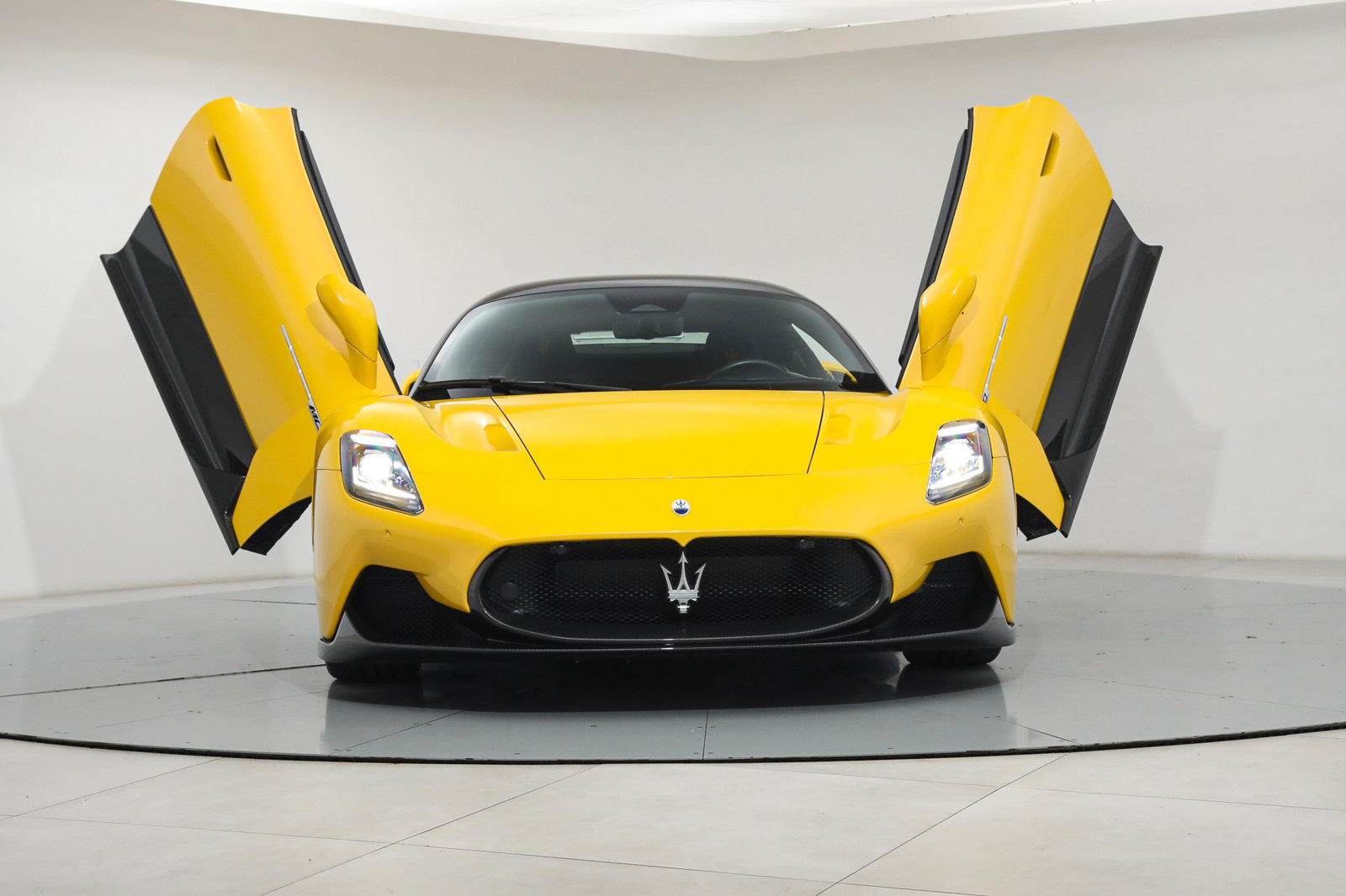 2023 Maserati MC20, 9/19