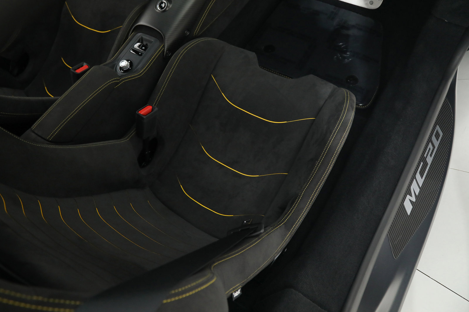 2023 Maserati MC20, 16/19