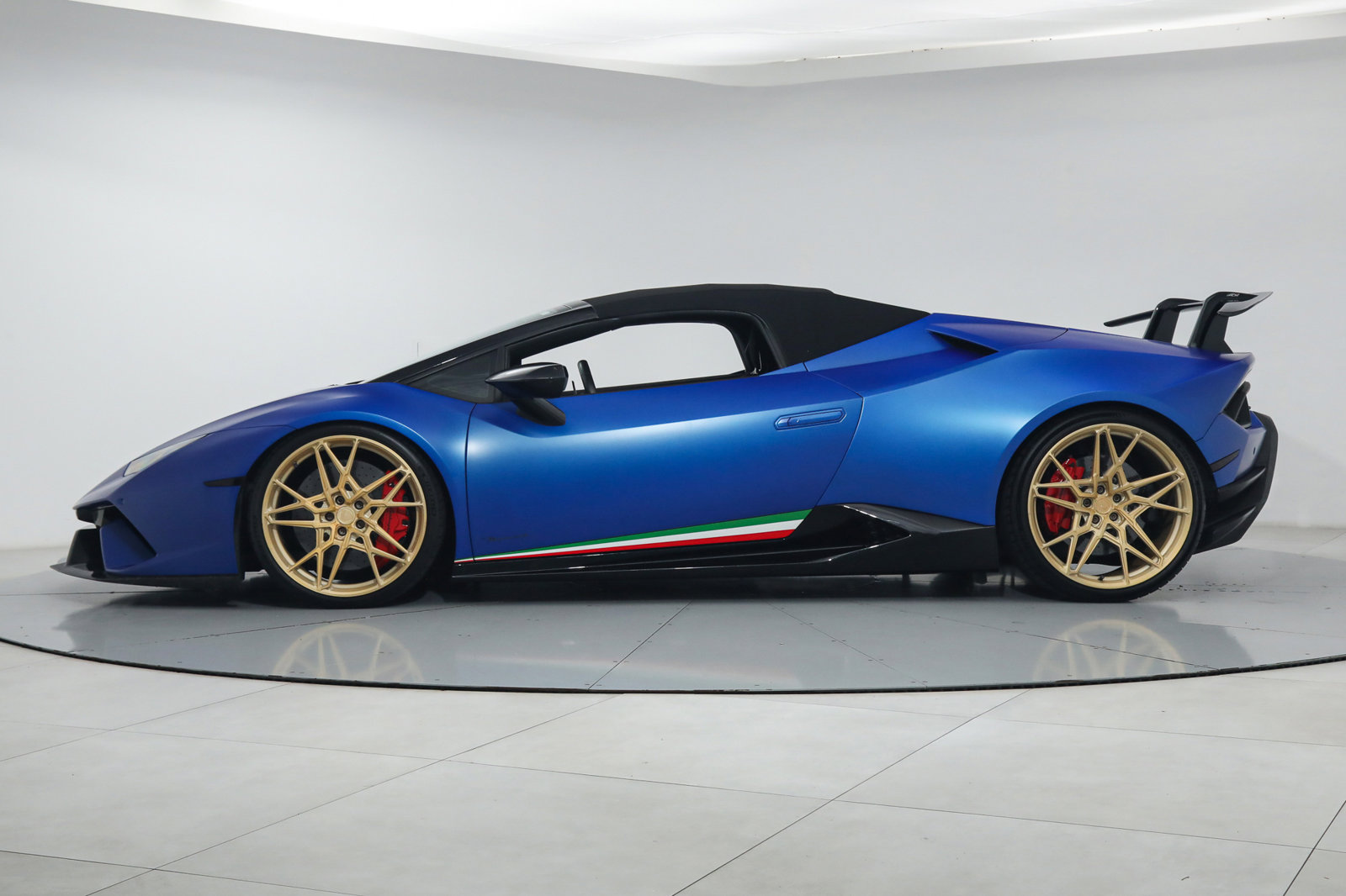 2019 Lamborghini Huracán Performante Spyder, 2/20