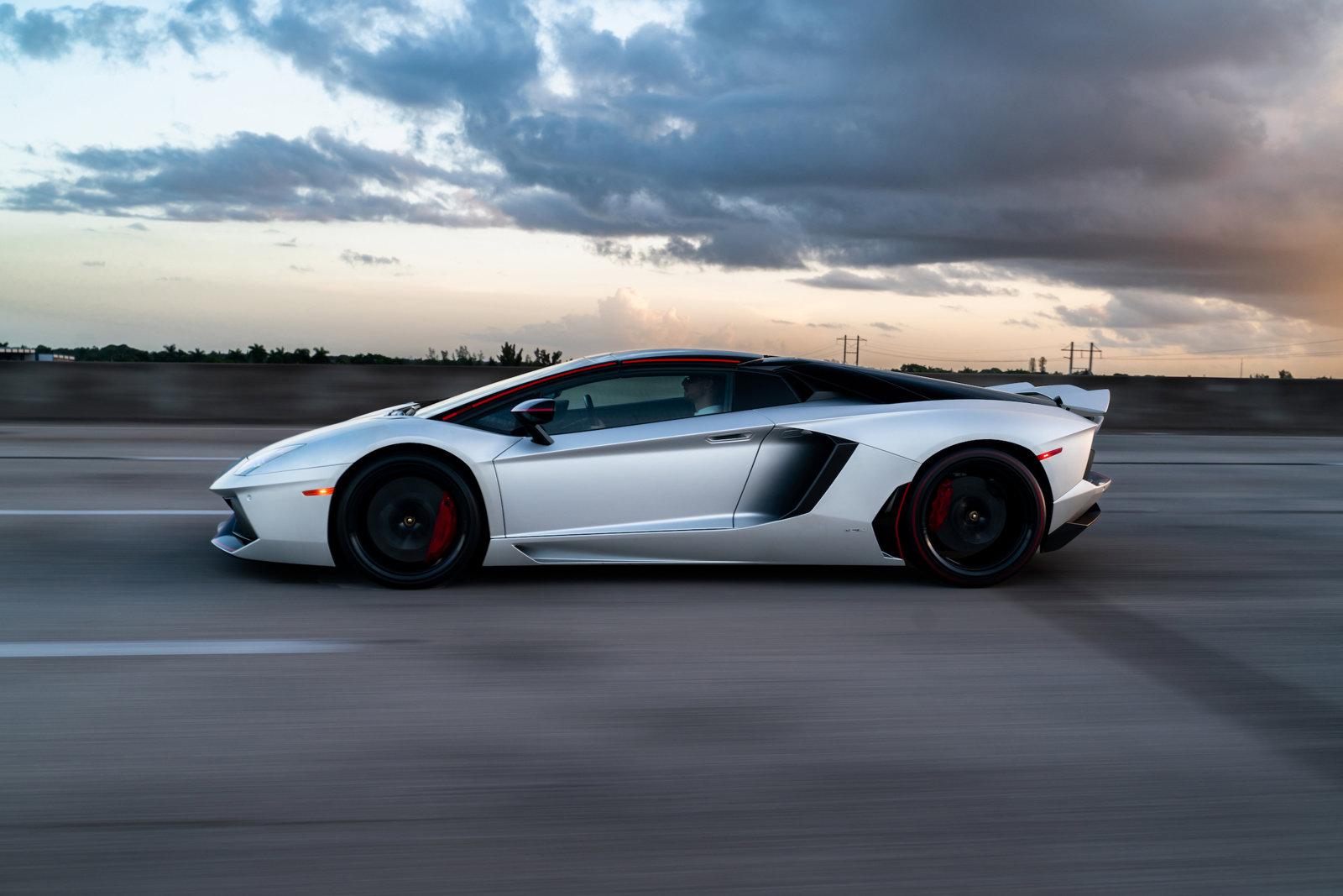 2016 Lamborghini Aventador LP 700-4 Roadster, 8/17